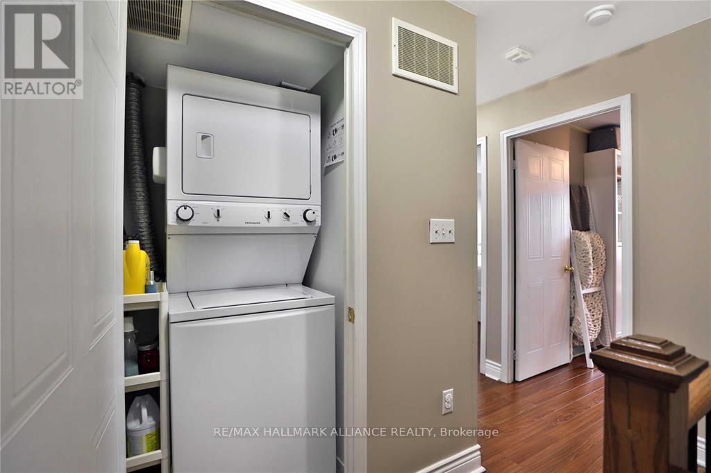 Photo 17 of 81 4620 Guildwood Way, Mississauga ON