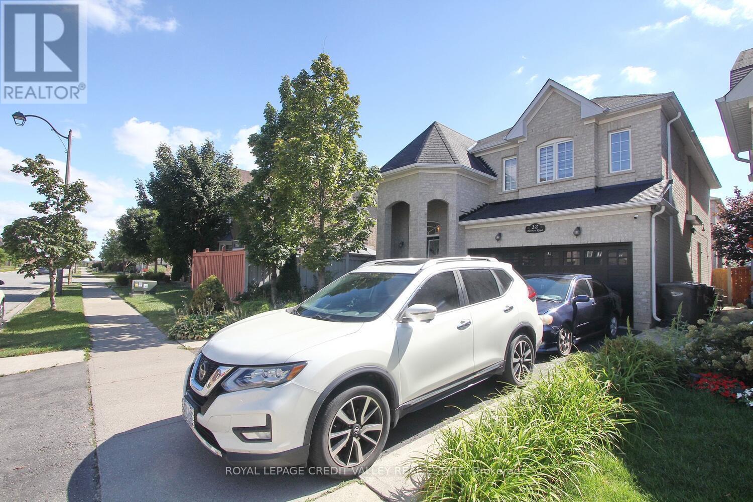 Photo 2 of 12 Helman Road, Brampton ON