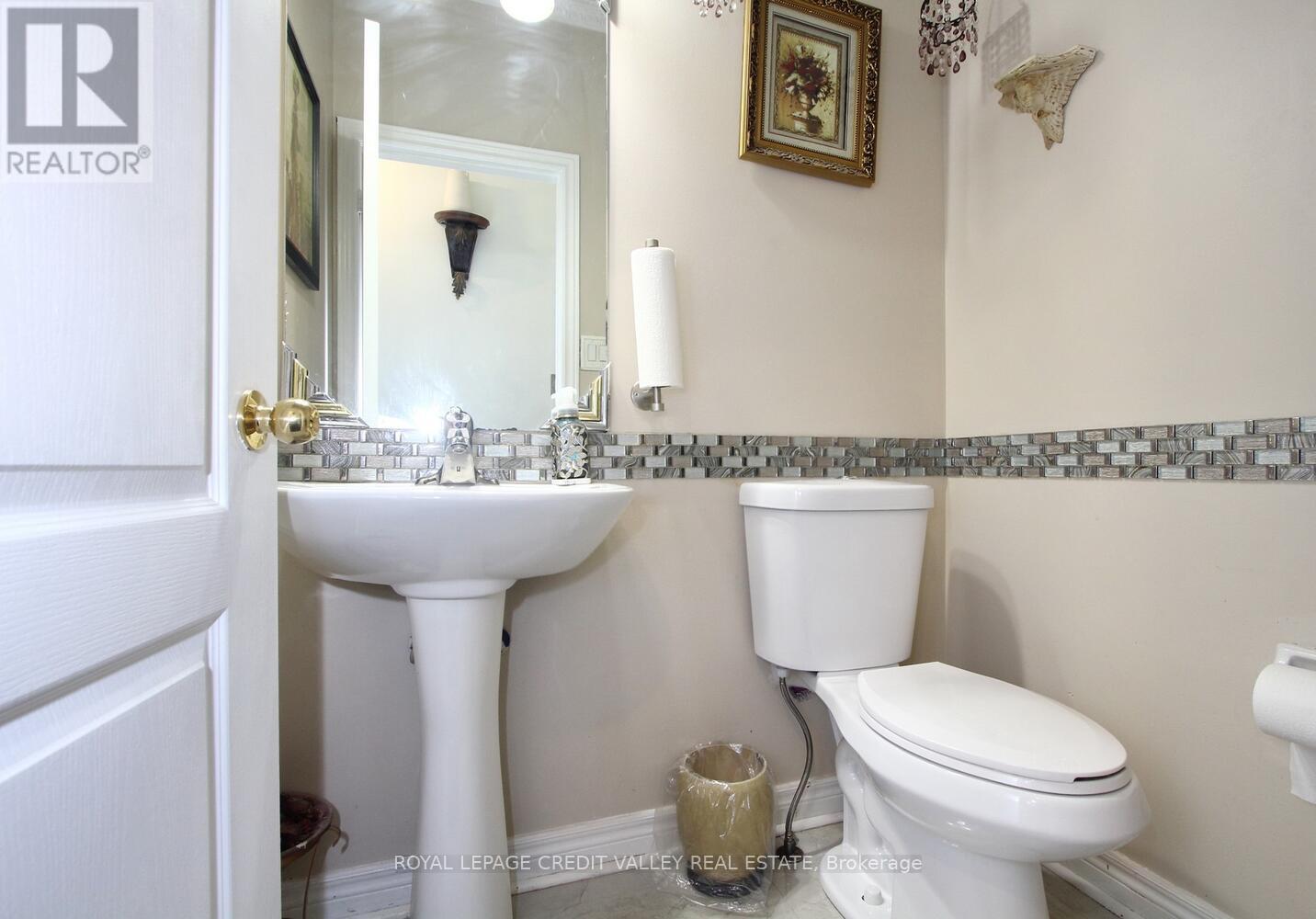 Photo 23 of 12 Helman Road, Brampton ON