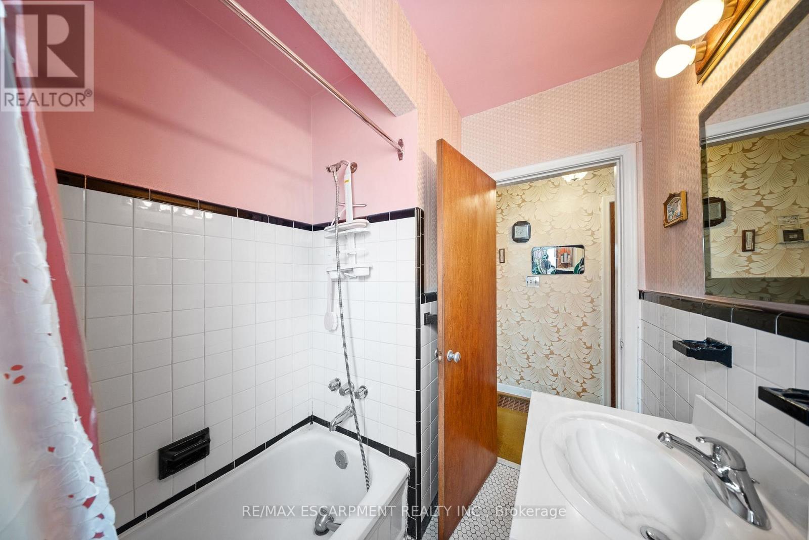 Photo 23 of 16 Northampton Drive, Toronto ON
