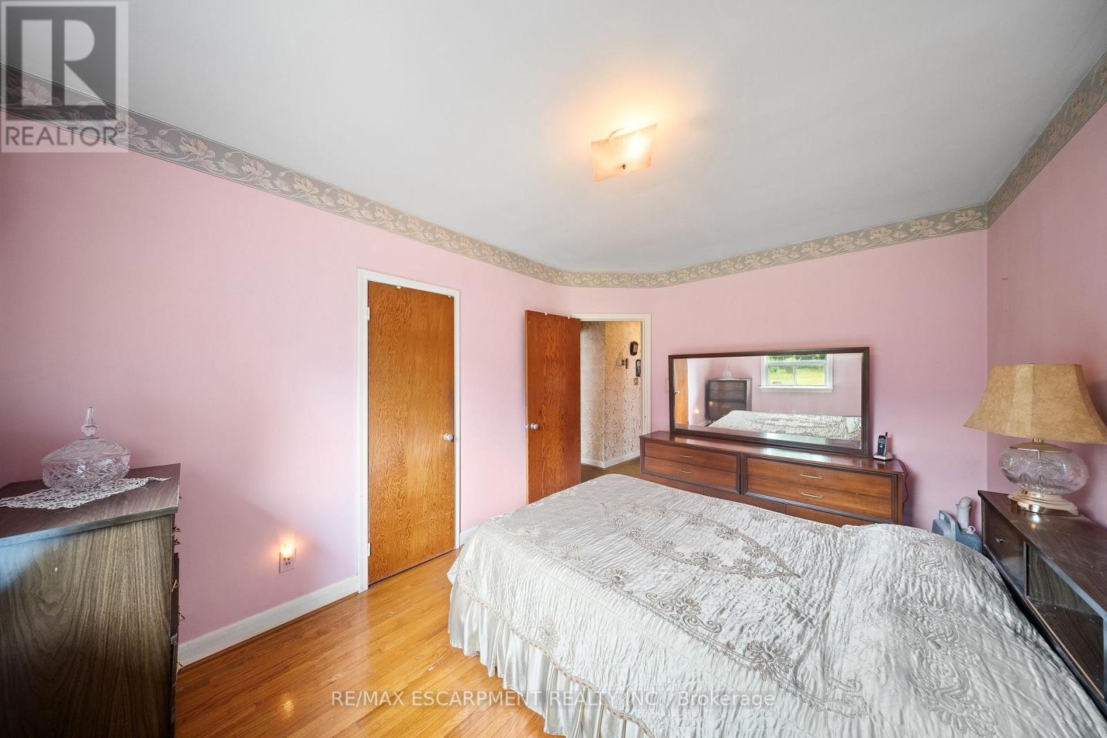 Photo 25 of 16 Northampton Drive, Toronto ON