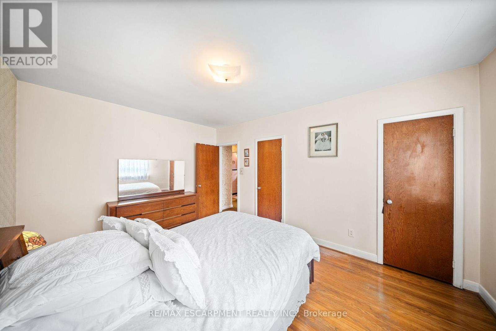Photo 27 of 16 Northampton Drive, Toronto ON