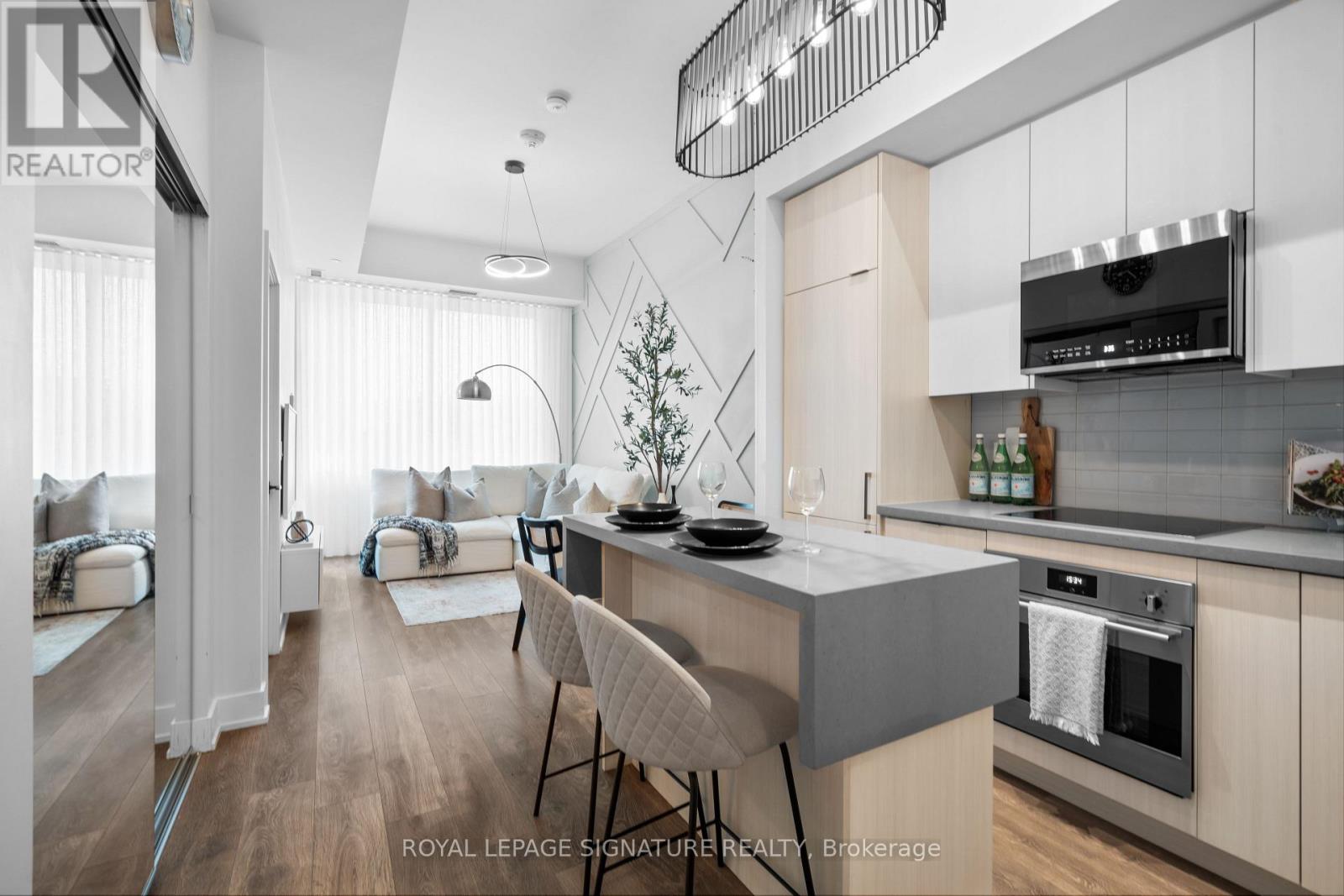 Photo 1 of 367 2481 Taunton Road, Oakville ON