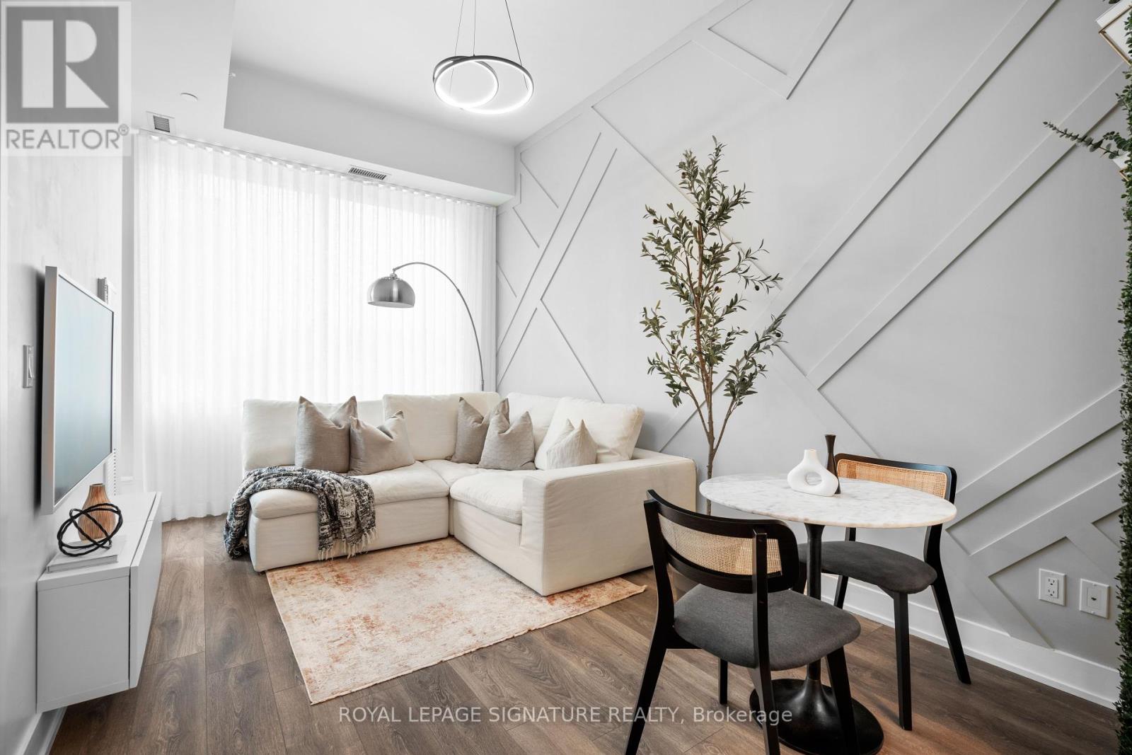 Photo 15 of 367 2481 Taunton Road, Oakville ON