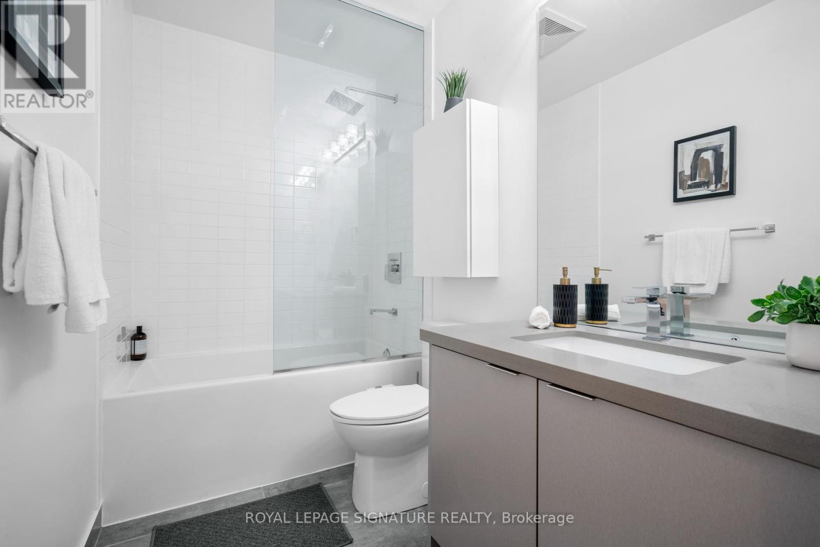 Photo 21 of 367 2481 Taunton Road, Oakville ON