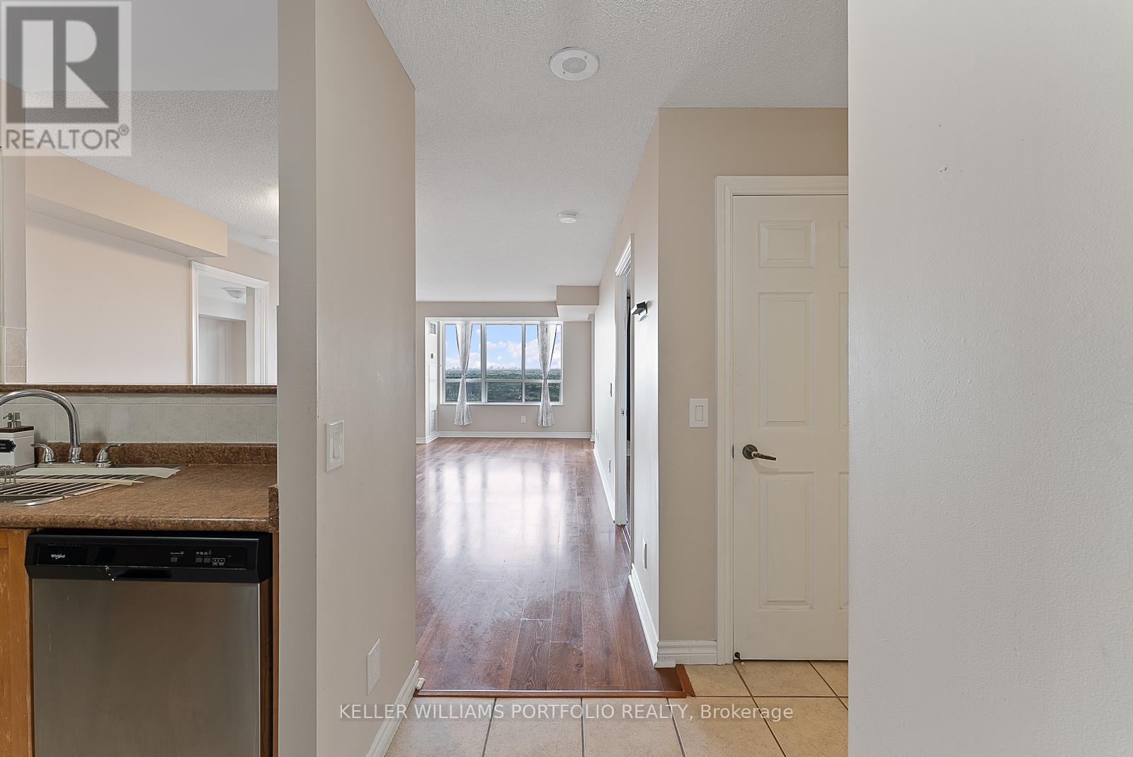 Photo 2 of 2420 700 Humberwood Boulevard, Toronto ON