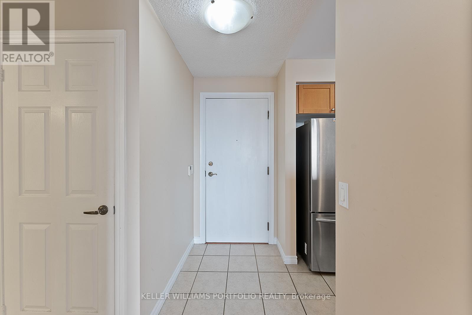 Photo 3 of 2420 700 Humberwood Boulevard, Toronto ON