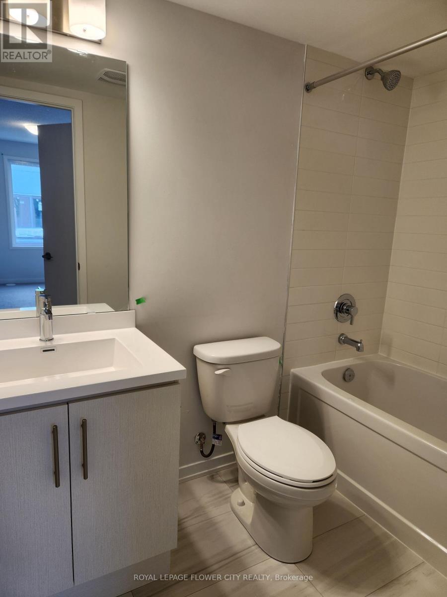 Photo 11 of 75 10 William Jackson Way, Toronto ON