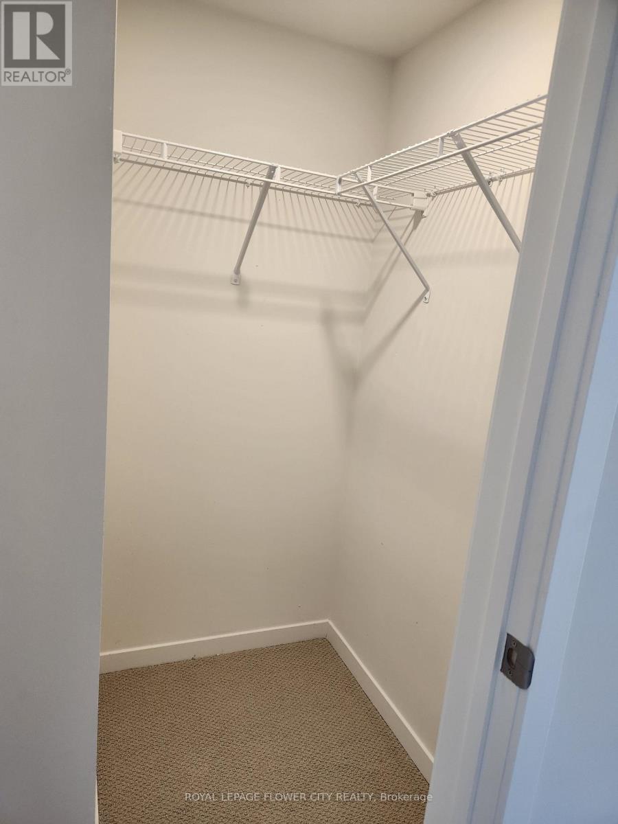 Photo 12 of 75 10 William Jackson Way, Toronto ON