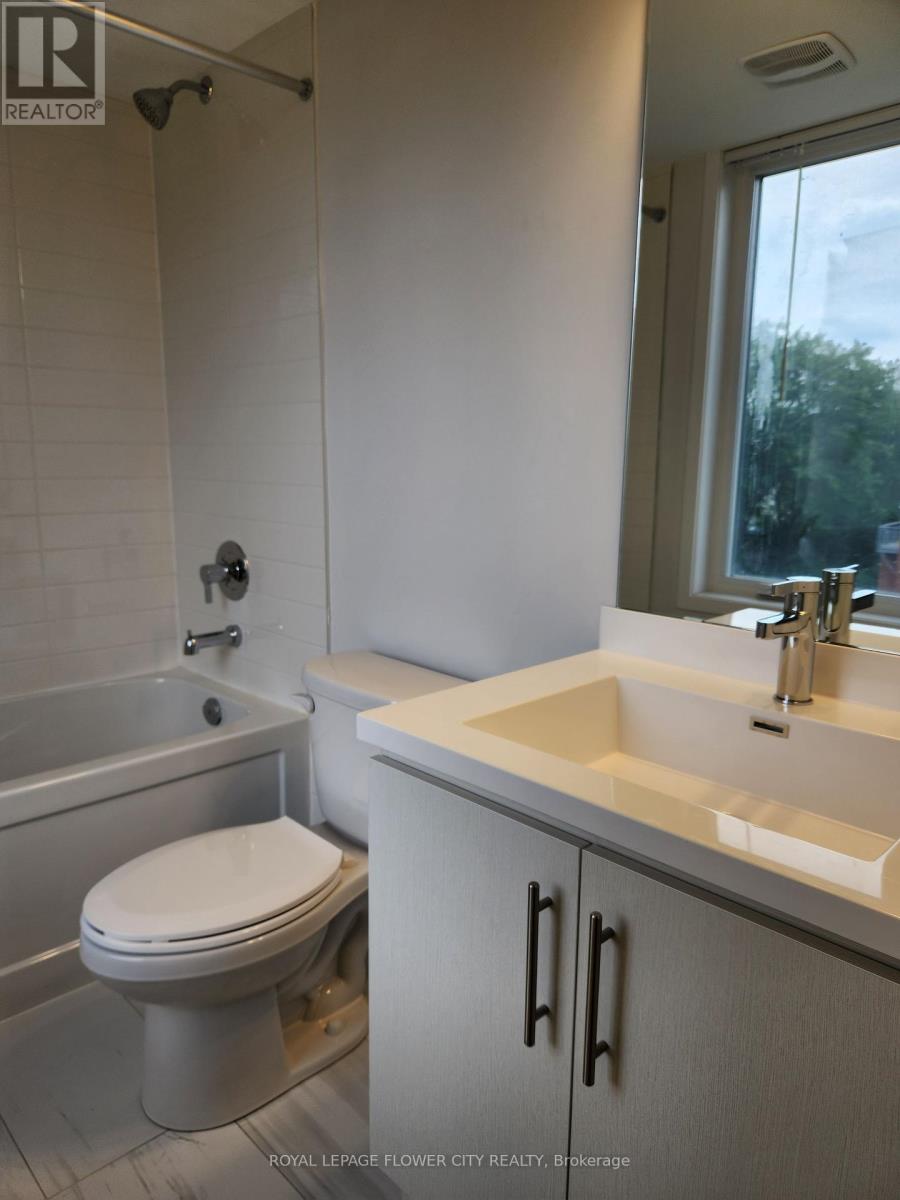 Photo 16 of 75 10 William Jackson Way, Toronto ON
