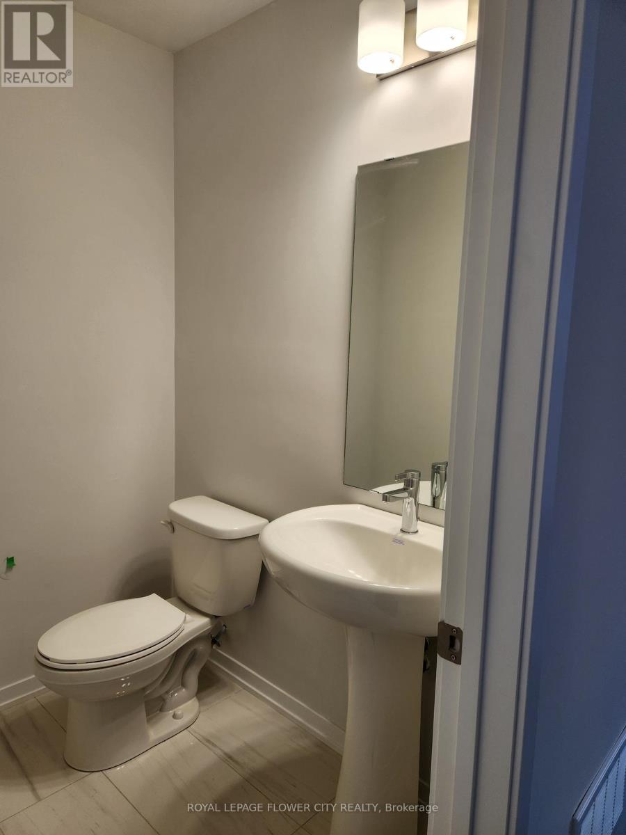 Photo 9 of 75 10 William Jackson Way, Toronto ON