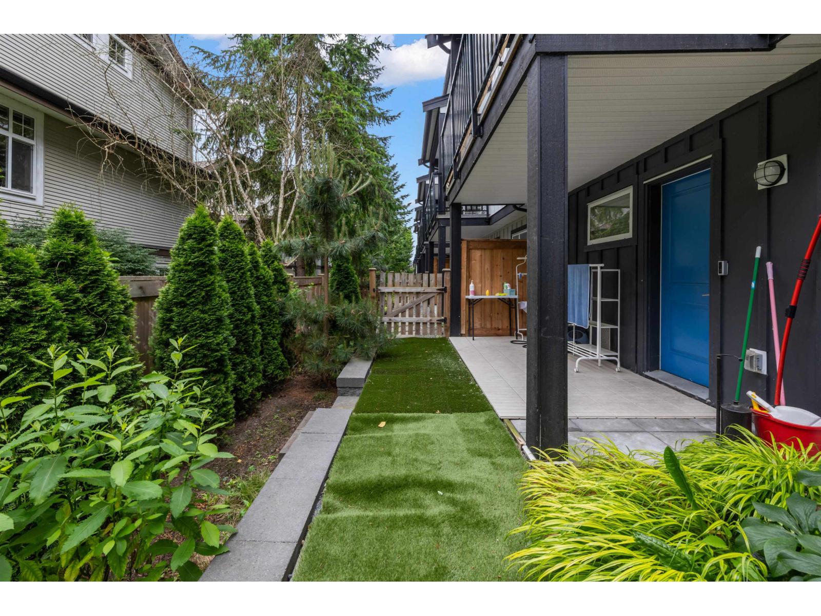 Photo 33 of 11 8137 164 Street, Surrey BC