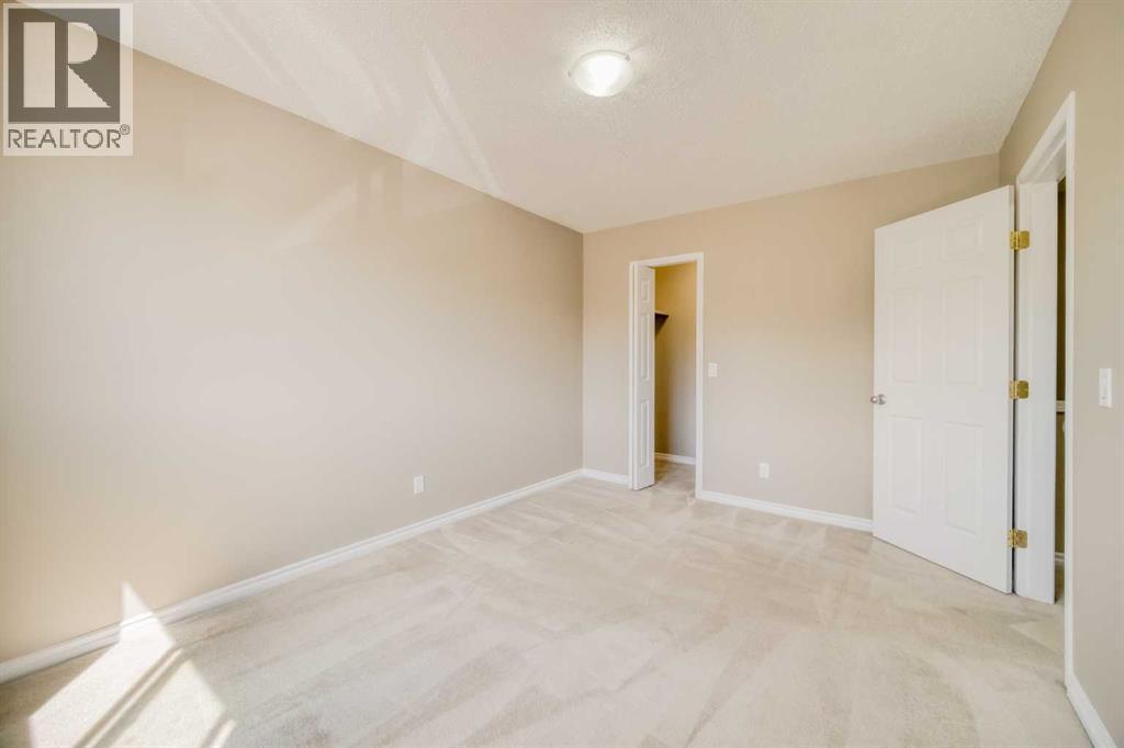 Single Family House for Sale in   Centre Street NW Huntington Hills Calgary 