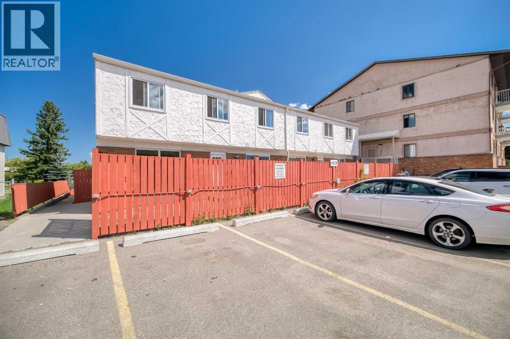 Single Family House for Sale in   Centre Street NW Huntington Hills Calgary 