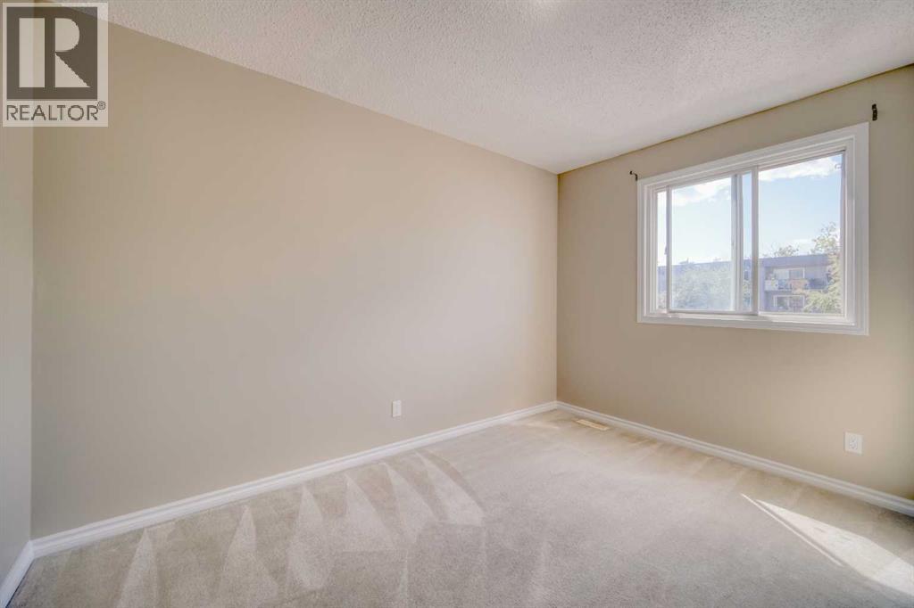Single Family House for Sale in   Centre Street NW Huntington Hills Calgary 