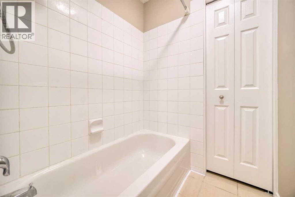 Single Family House for Sale in   Centre Street NW Huntington Hills Calgary 