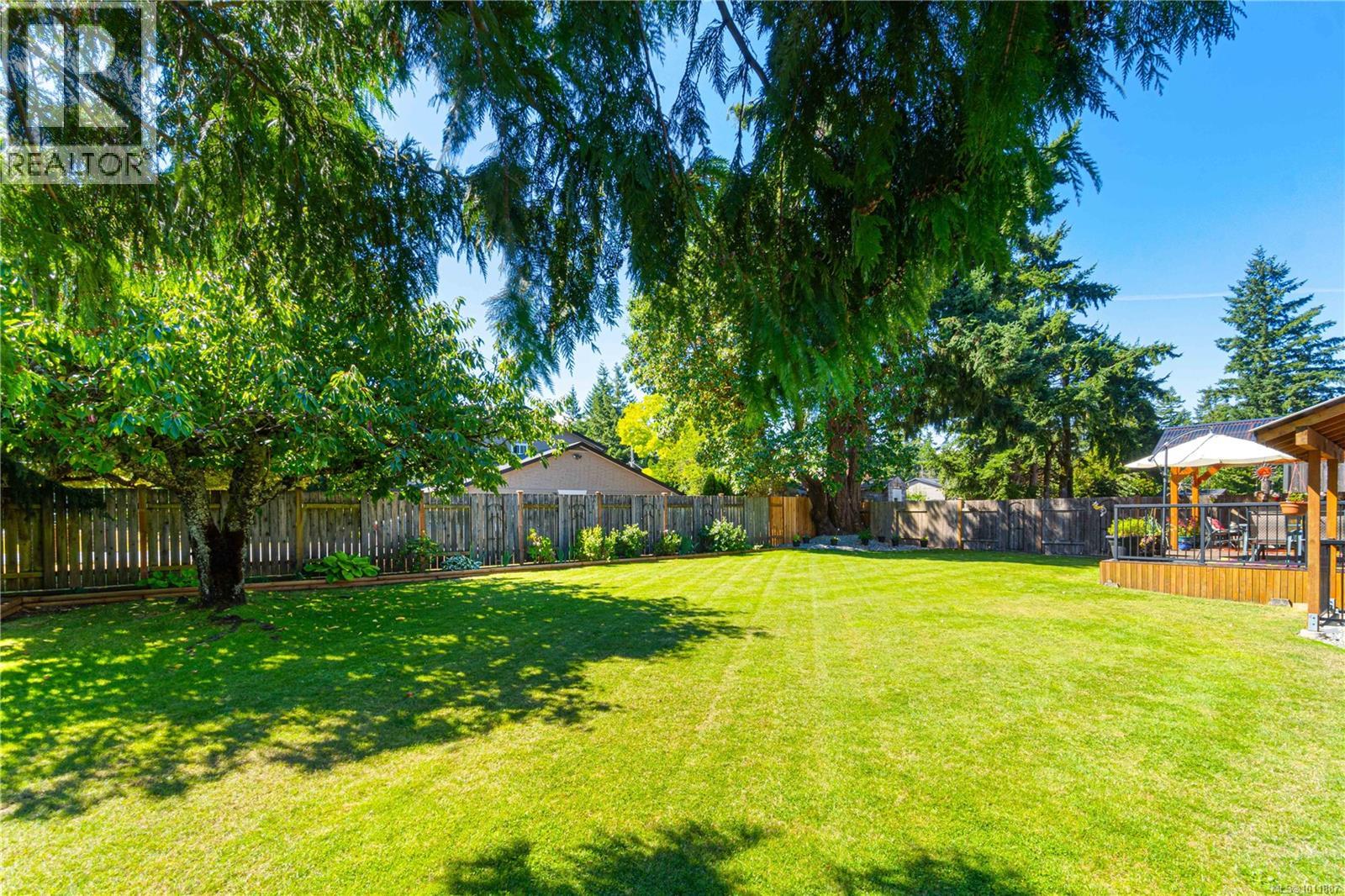 Photo 25 of 5251 Dunster Rd, Nanaimo BC