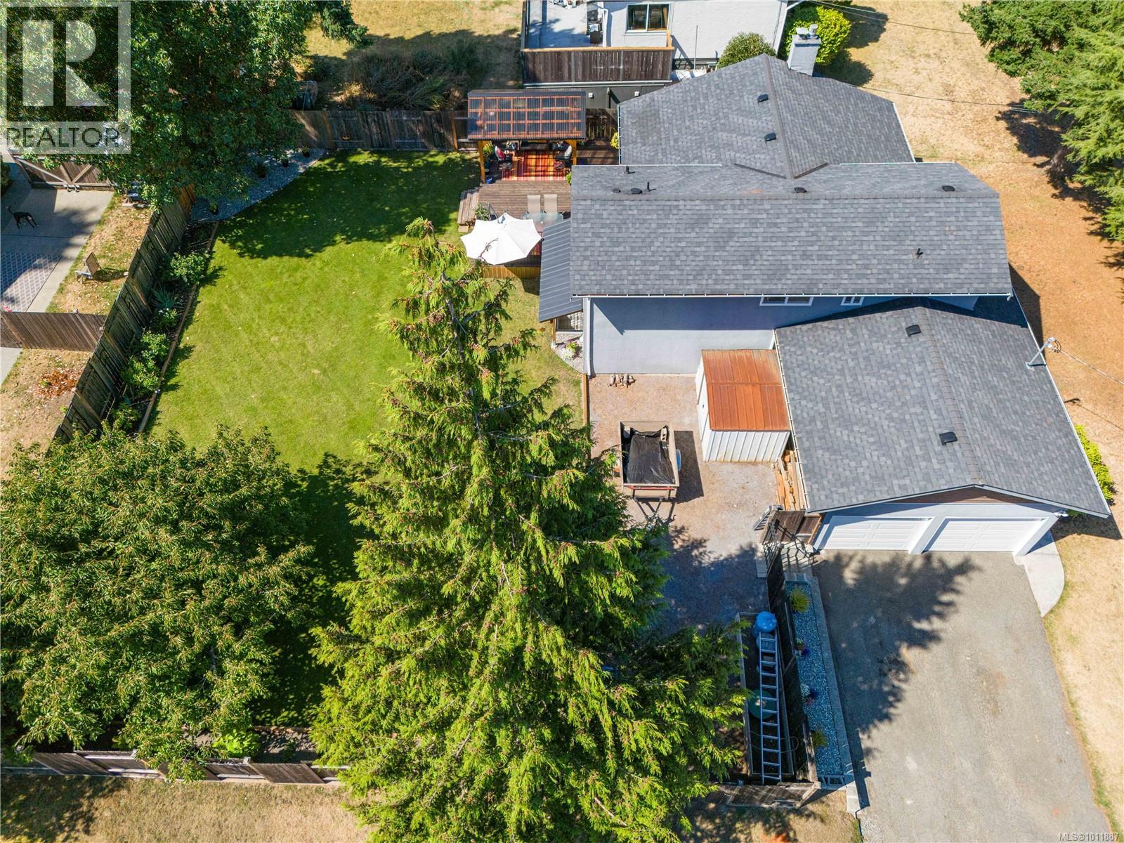 Photo 47 of 5251 Dunster Rd, Nanaimo BC