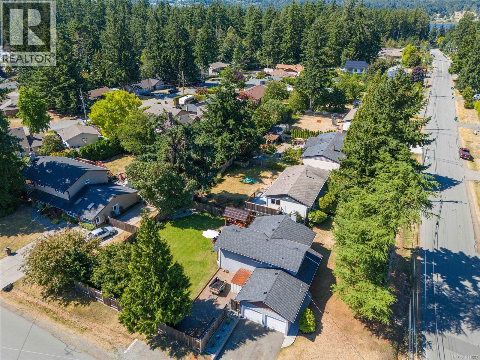 Photo 50 of 5251 Dunster Rd, Nanaimo BC