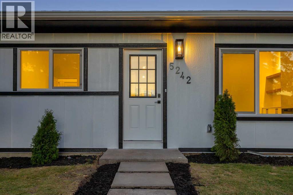 Single Family House Bungalow for Sale in  Thomas Street NE Thorncliffe Calgary 