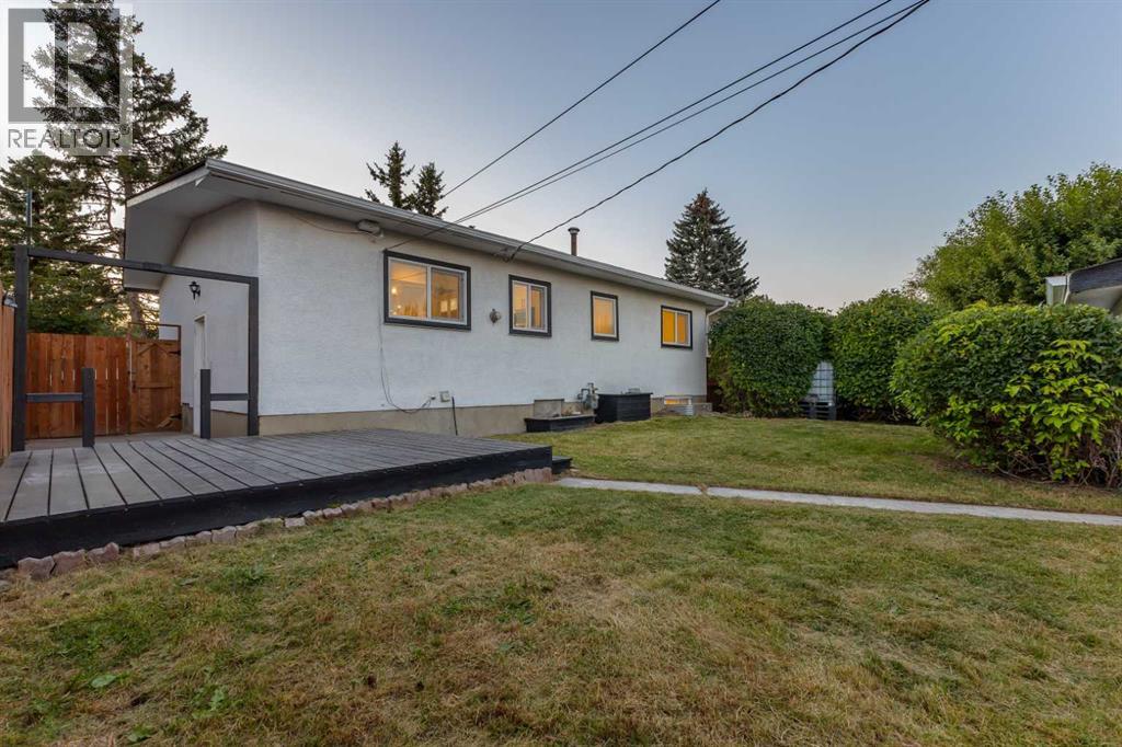 Single Family House Bungalow for Sale in  Thomas Street NE Thorncliffe Calgary 