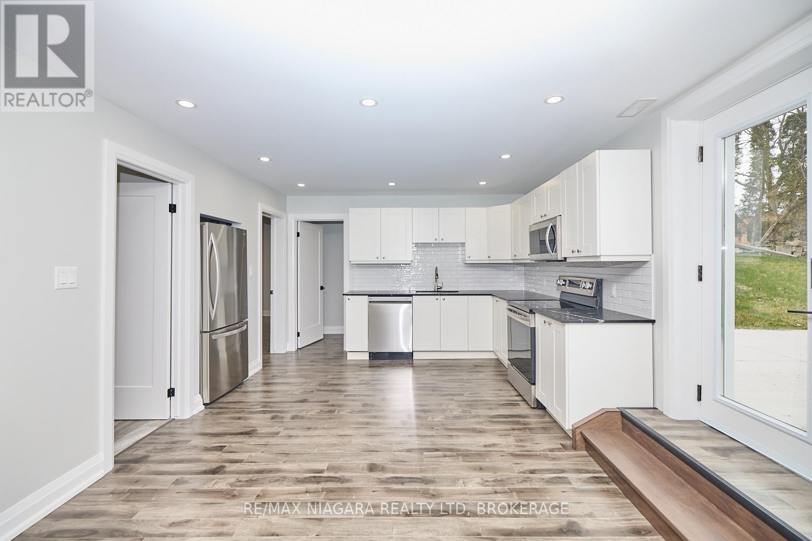 Photo 30 of 3873 Glenview Drive, Lincoln ON