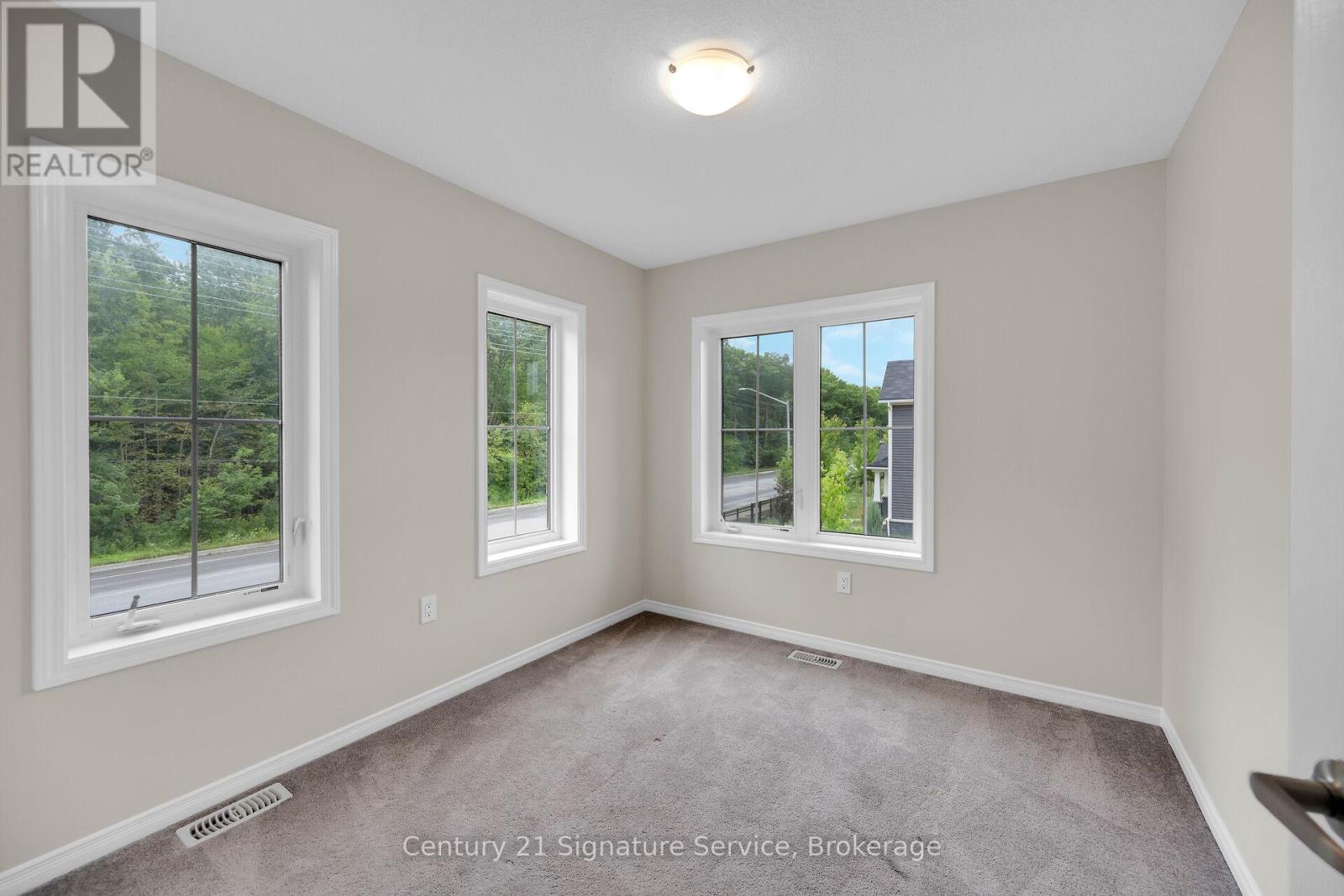 Photo 25 of 9 8273 Tulip Tree Drive N, Niagara Falls ON