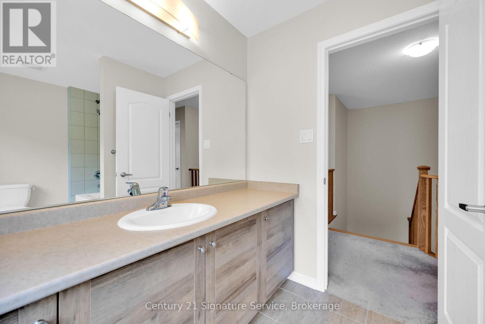 Photo 28 of 9 8273 Tulip Tree Drive N, Niagara Falls ON