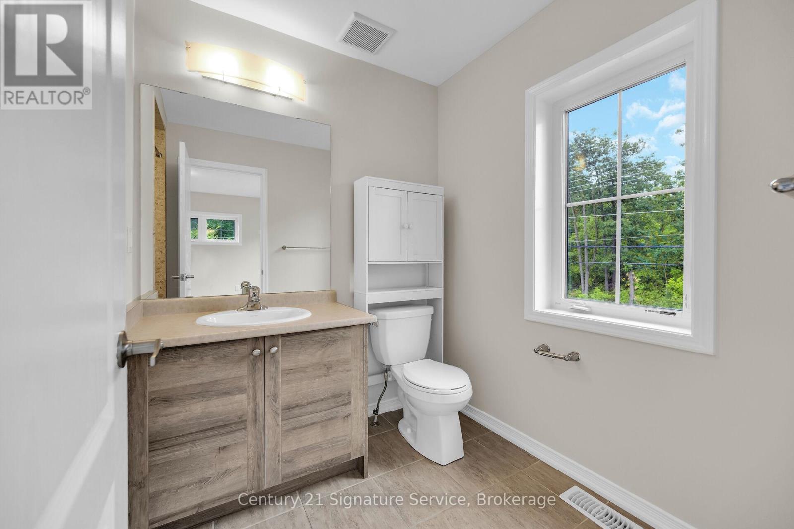Photo 34 of 9 8273 Tulip Tree Drive N, Niagara Falls ON