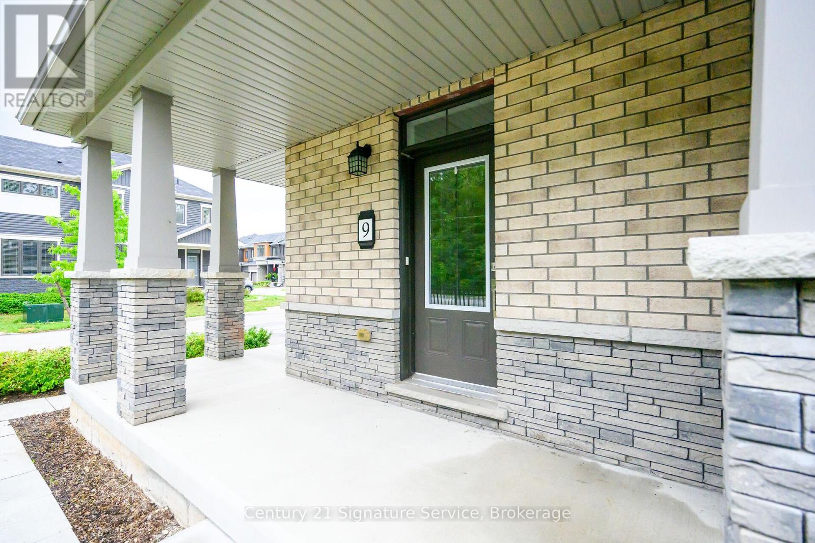 Photo 4 of 9 8273 Tulip Tree Drive N, Niagara Falls ON