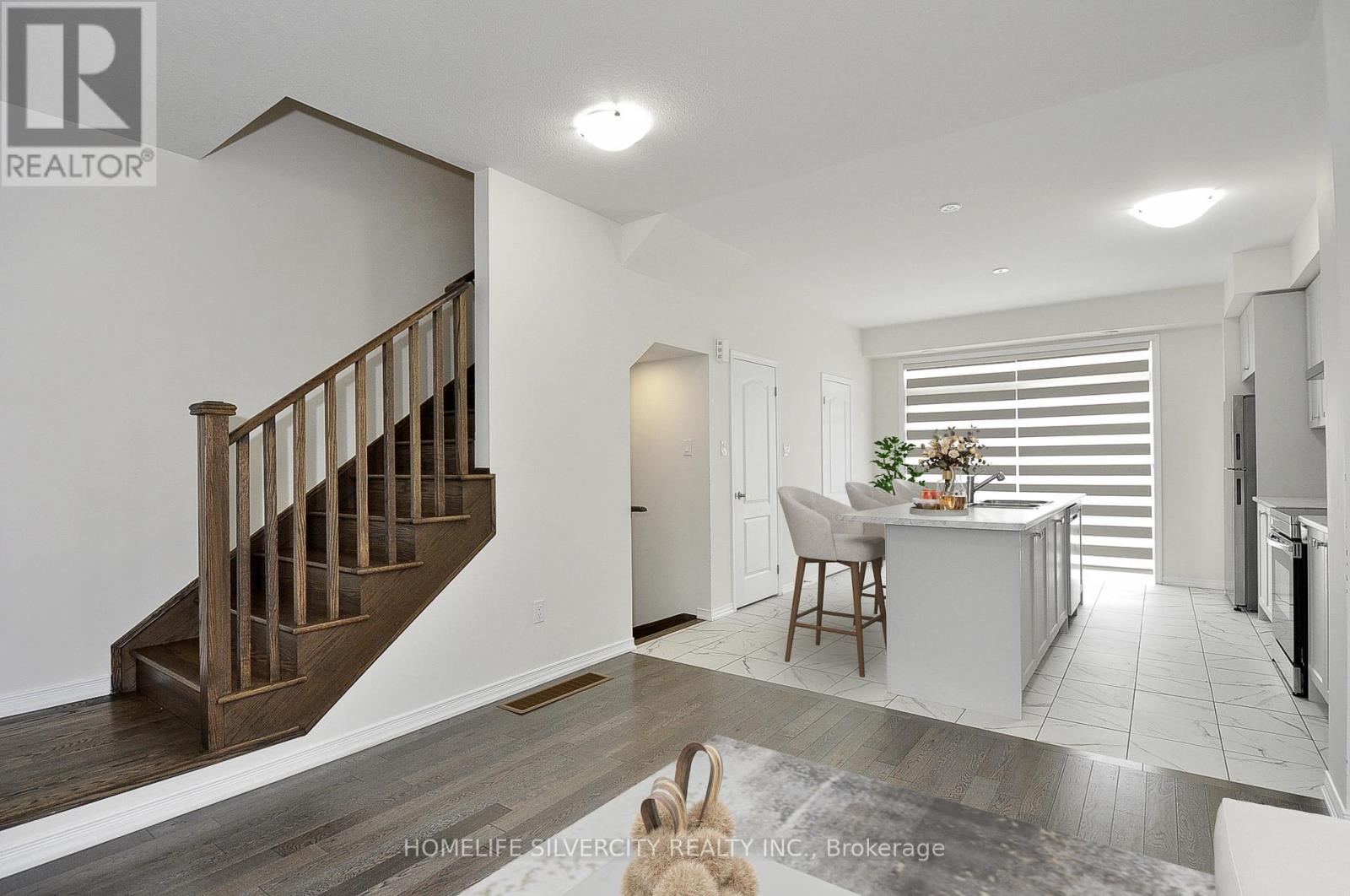 Photo 11 of 87 Holder Drive, Brantford ON