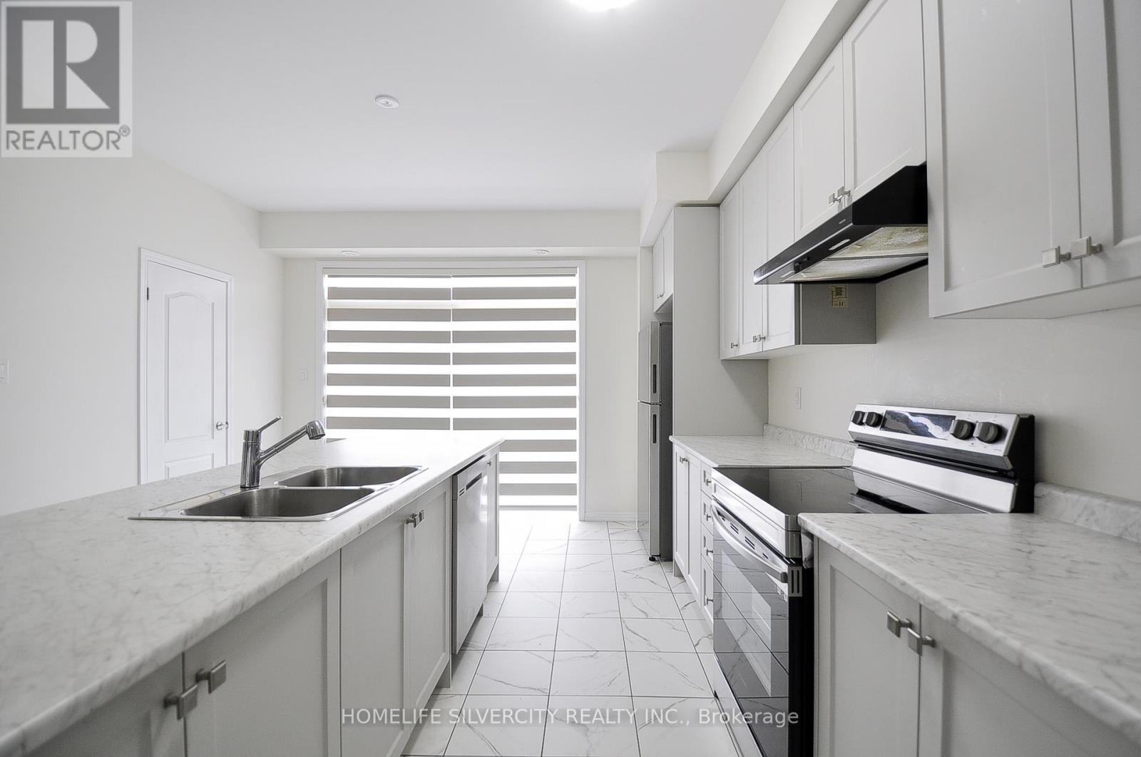 Photo 8 of 87 Holder Drive, Brantford ON