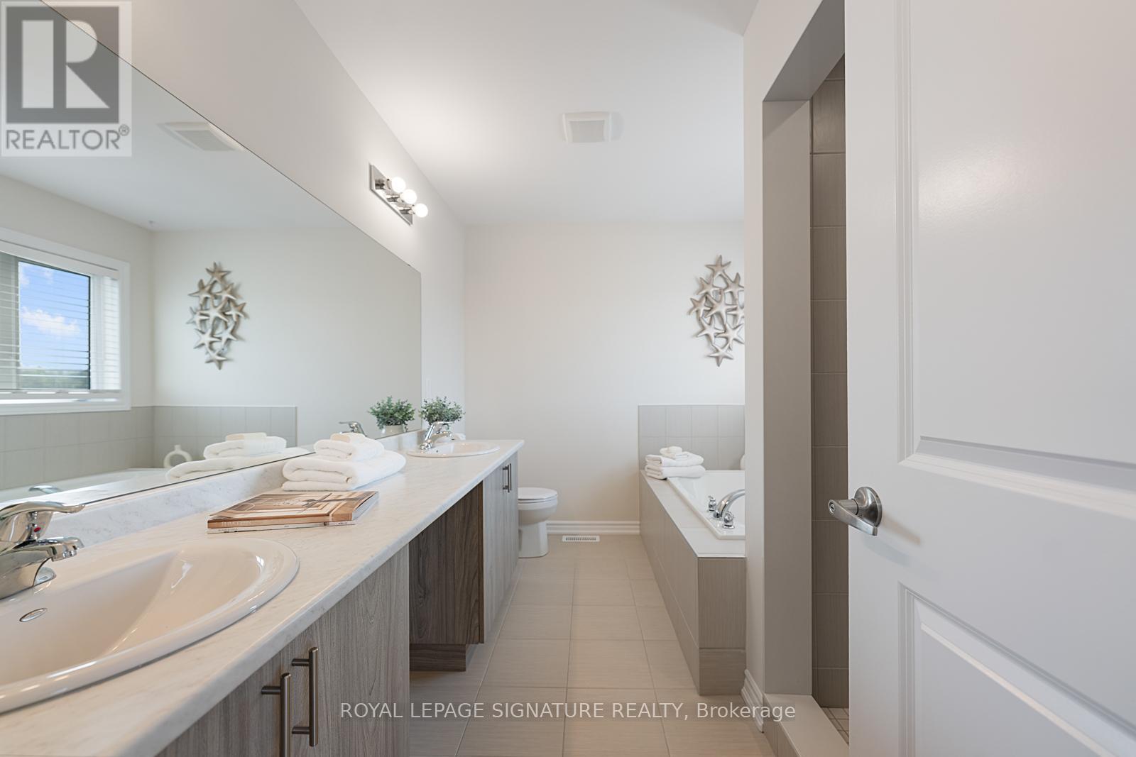 Photo 15 of 36 Hillcroft Way, Kawartha Lakes ON