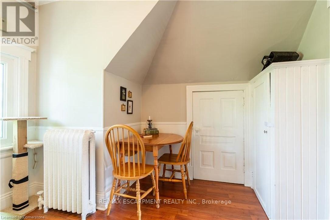 Photo 6 of 3 225 Queen Street S, Hamilton ON