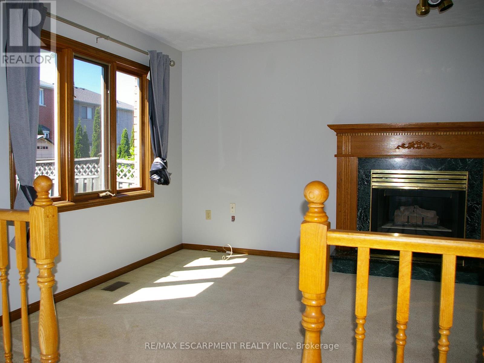 Photo 5 of 47 Republic Avenue, Hamilton ON