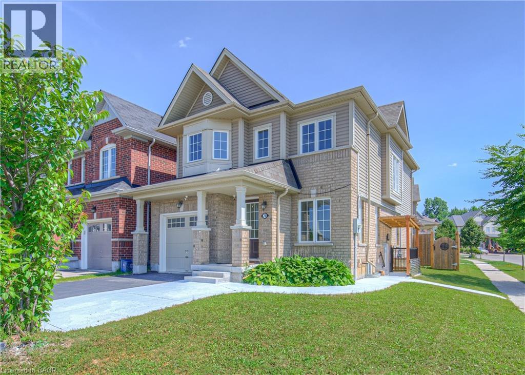 Photo 2 of 70 Gillespie Drive, Brantford ON