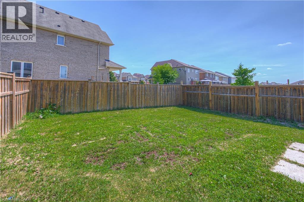 Photo 36 of 70 Gillespie Drive, Brantford ON