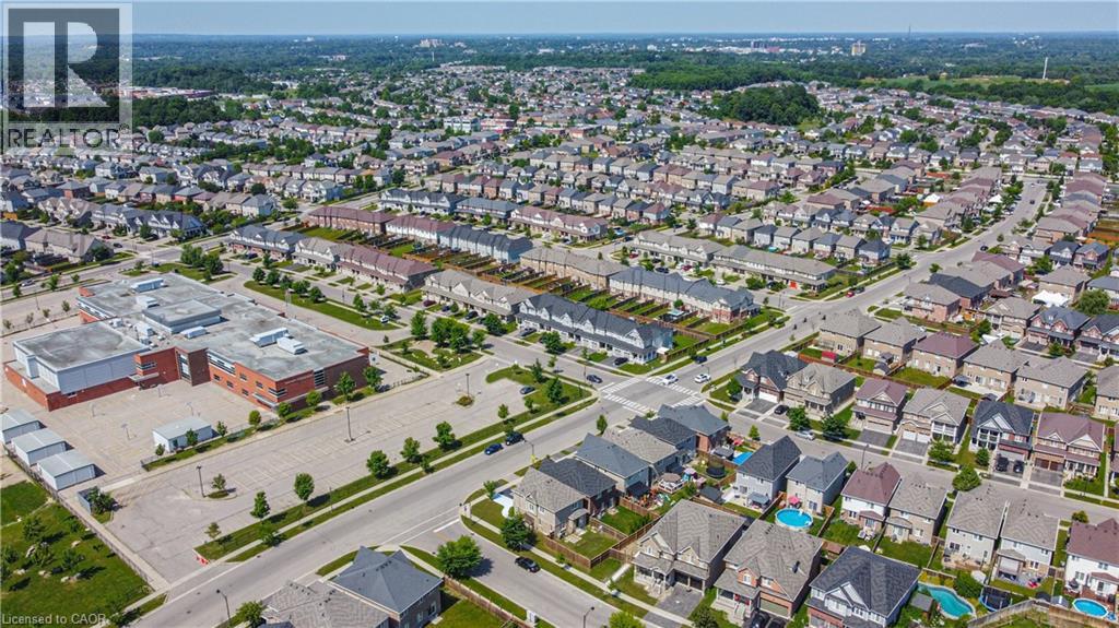 Photo 41 of 70 Gillespie Drive, Brantford ON