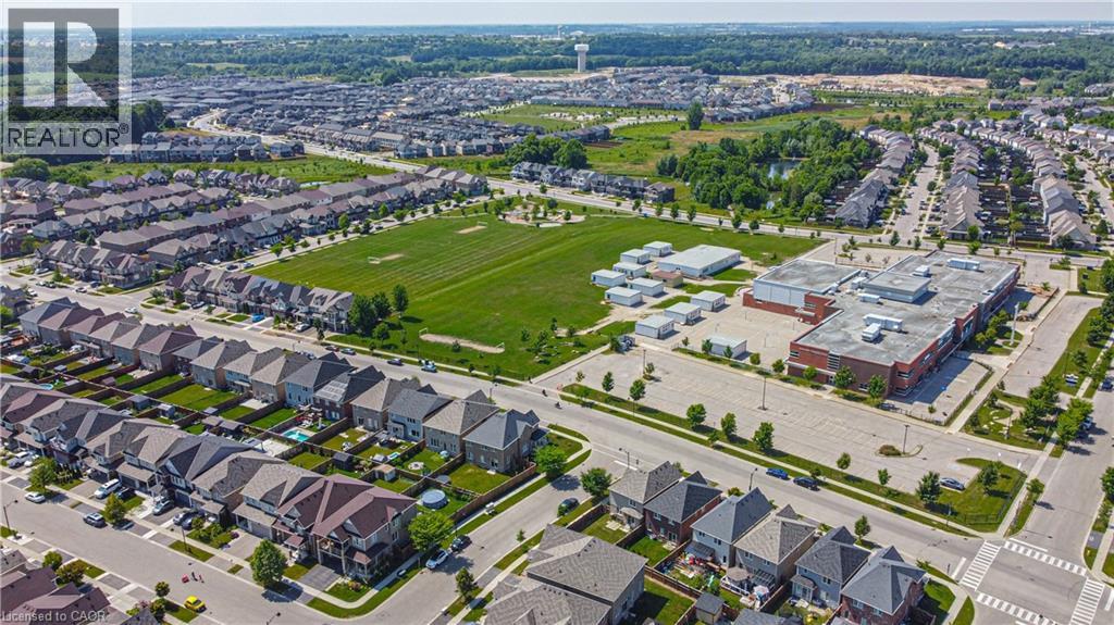 Photo 42 of 70 Gillespie Drive, Brantford ON