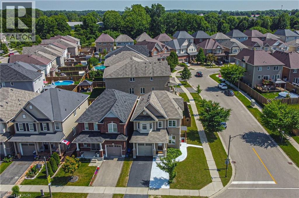 Photo 47 of 70 Gillespie Drive, Brantford ON
