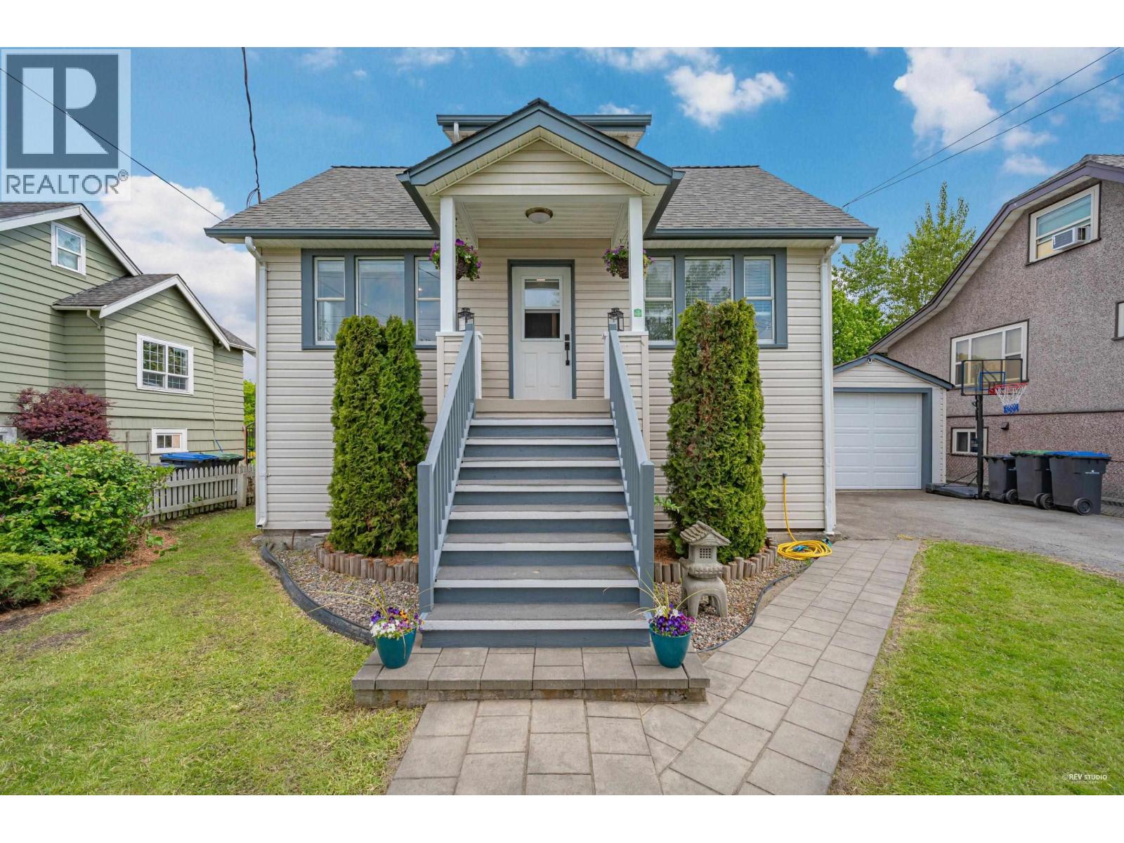 Photo 1 of 235 Pembina Street, New Westminster BC