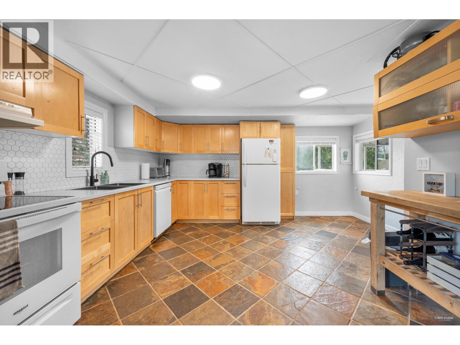 Photo 12 of 235 Pembina Street, New Westminster BC