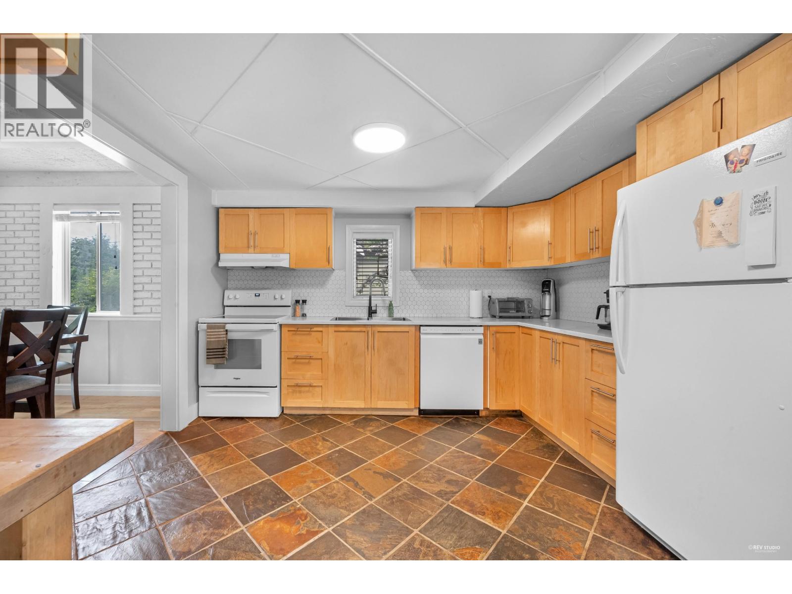 Photo 14 of 235 Pembina Street, New Westminster BC