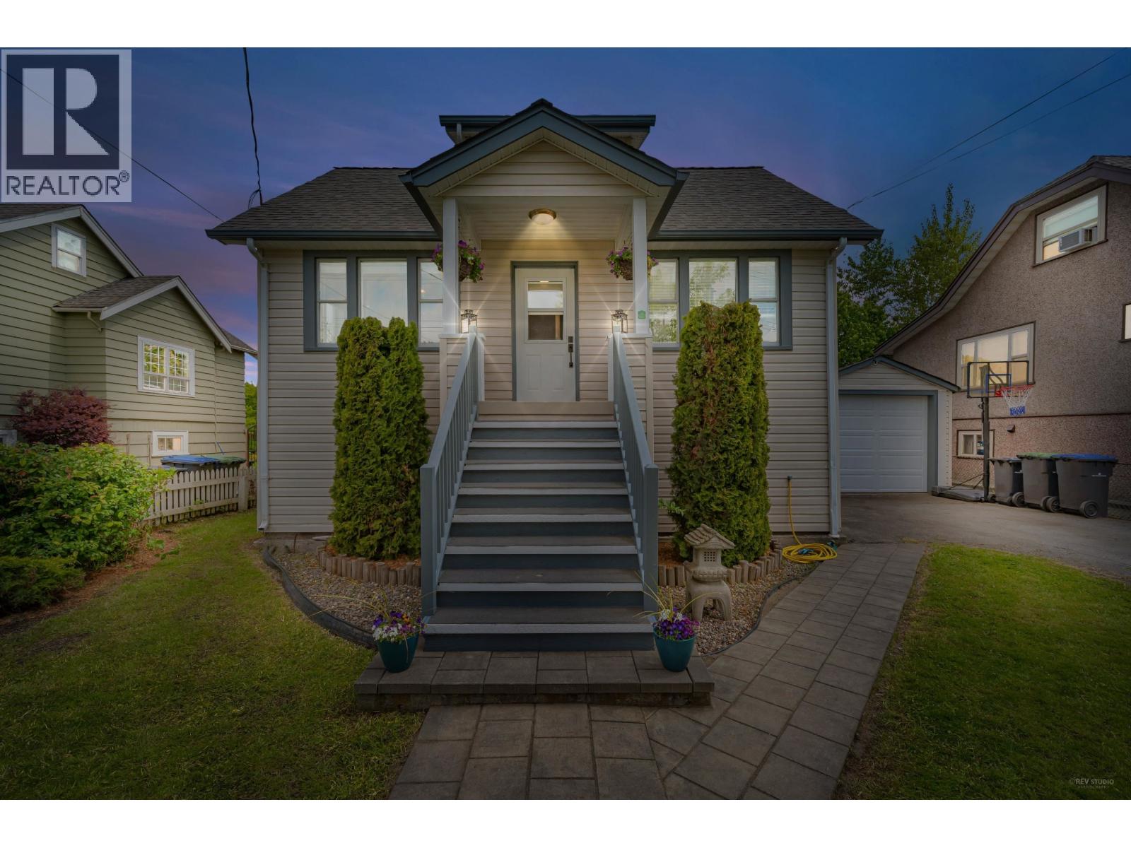 Photo 30 of 235 Pembina Street, New Westminster BC