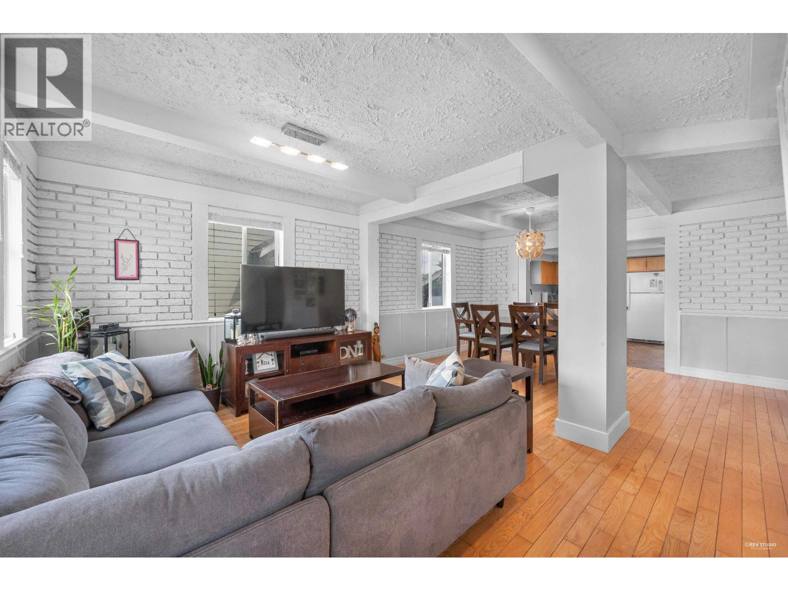 Photo 5 of 235 Pembina Street, New Westminster BC