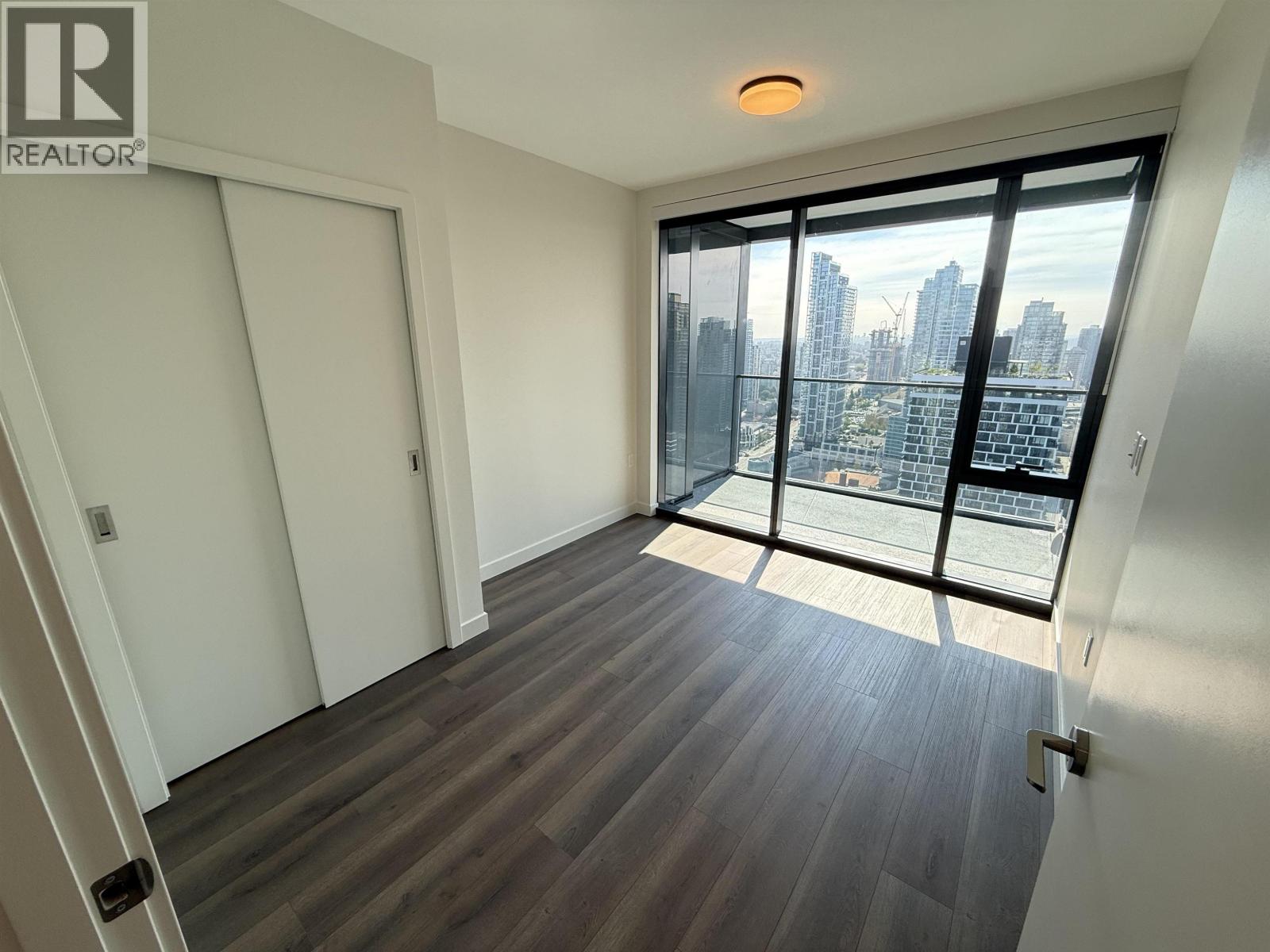 Photo 1 of 3309 5987 Wilson Avenue, Burnaby BC