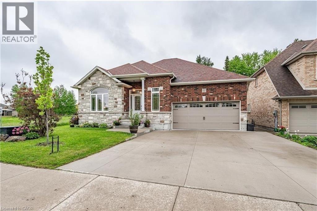 Photo 2 of 217 Donnici Drive Unit Main, Hamilton ON