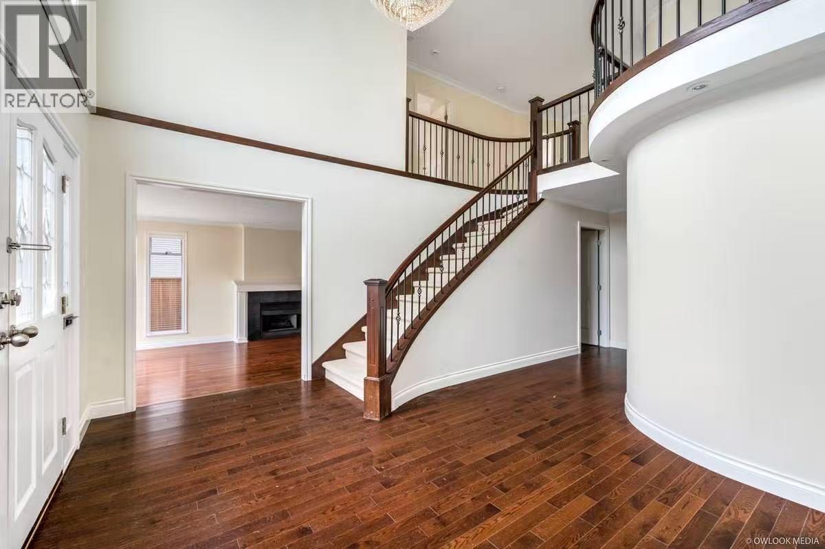 Photo 11 of 4570 W 13 Th Avenue, Vancouver BC