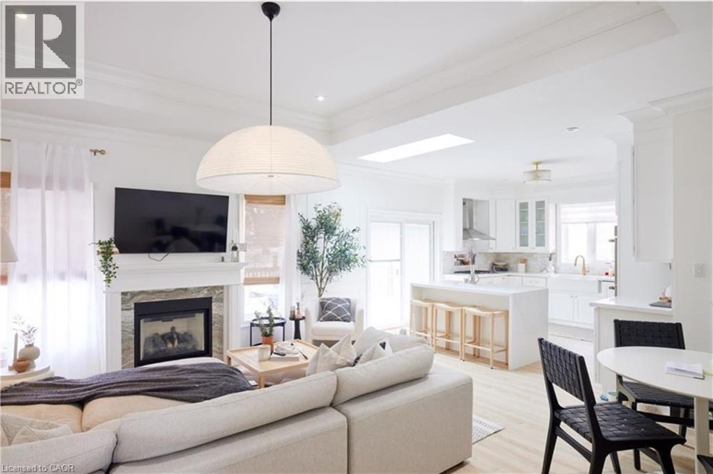 Photo 5 of 217 Donnici Drive Unit Main, Hamilton ON
