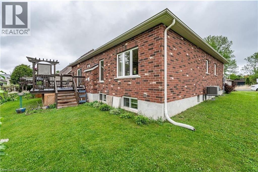 Photo 20 of 217 Donnici Drive Unit Main, Hamilton ON